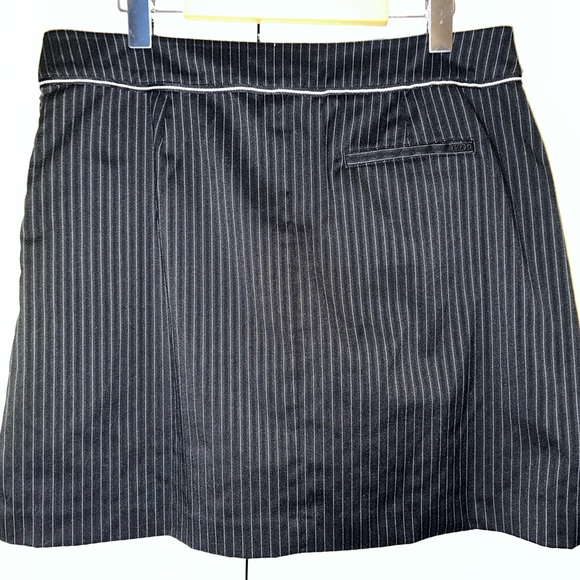 Izod Cool FX Striped Stretch Golf Skort - Picture 7 of 11